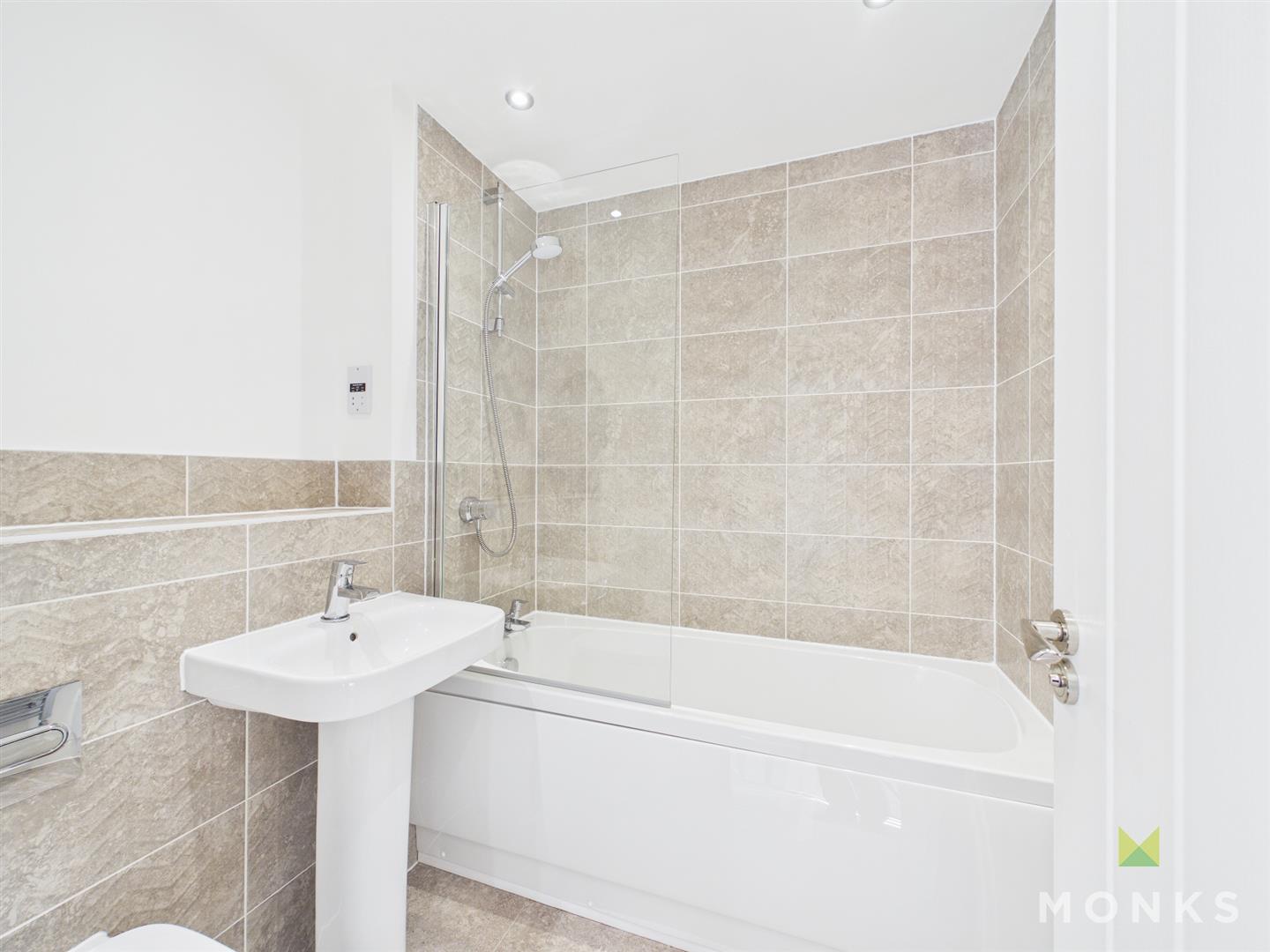 16 Eardley Close Copthorne Road, Shrewsbury, SY3 8FB For Sale